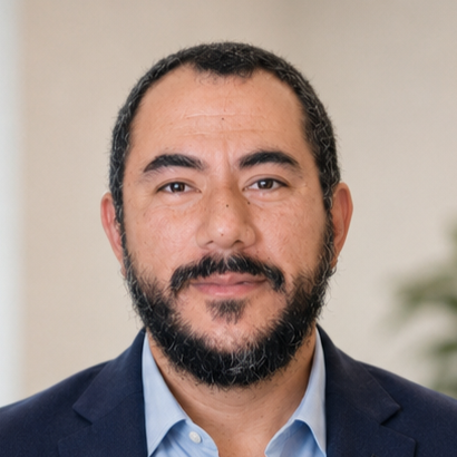 Mg. Víctor Parra
